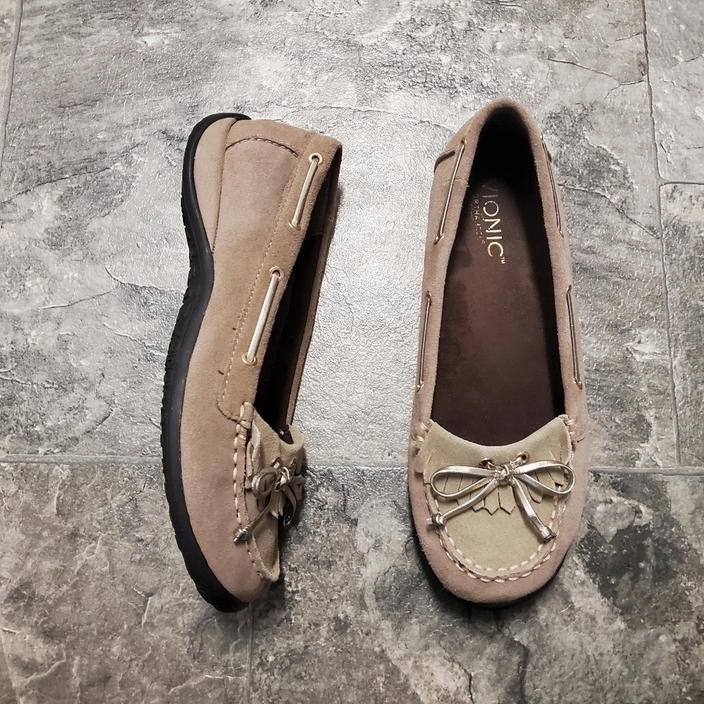 Vionic Orthaheel Petaluma Oak Taupe Suede Leather Kiltie Moc Toe Driving Loafers
